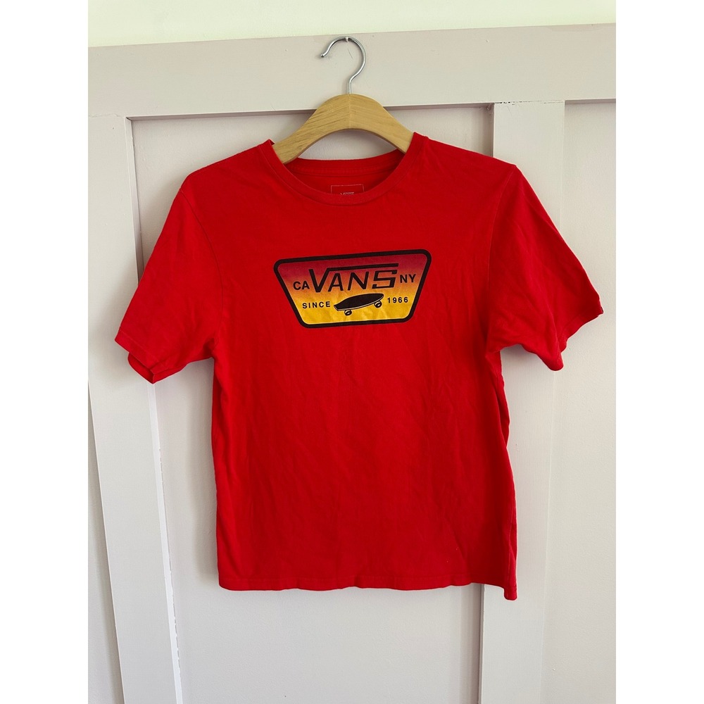 Vans Boys XL 14+ Red Graphic T-Shirt Skateboard Sunset Logo Classic Fit Cotton